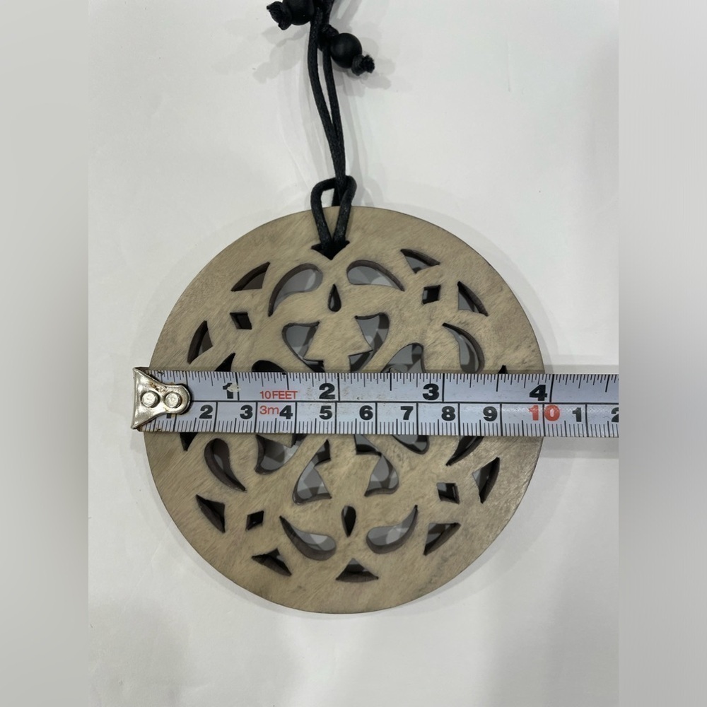 NWT Decouture Handcrafted Wooden Pendant Necklace with Adjustable Cord Boho Chic - Picture 3 of 3